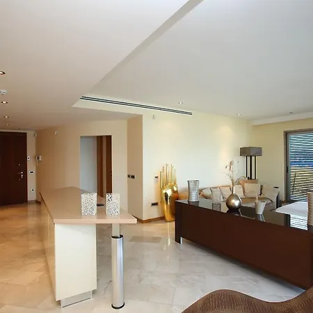 Kuum Apartmán Golturkbuku
